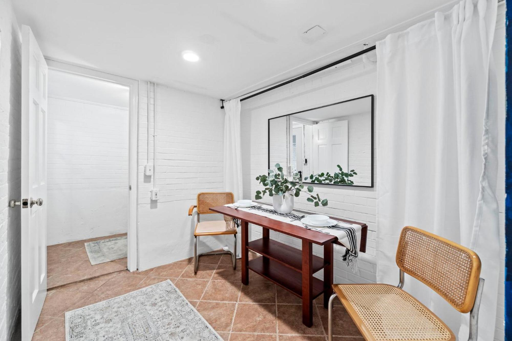 דירות וושינגטון Glover Park/Georgetown Oasis With Parking מראה חיצוני תמונה